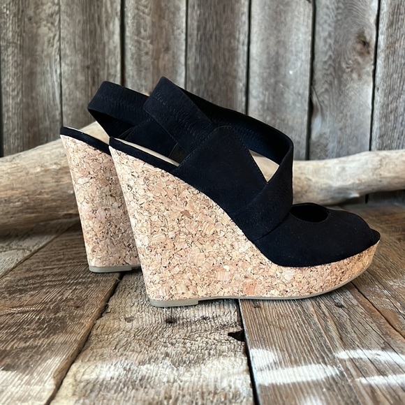 Audrey Brooke Kate Wedge Sandal Size 8 - Picture 4 of 10